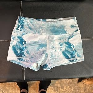 Savage barbell shorts